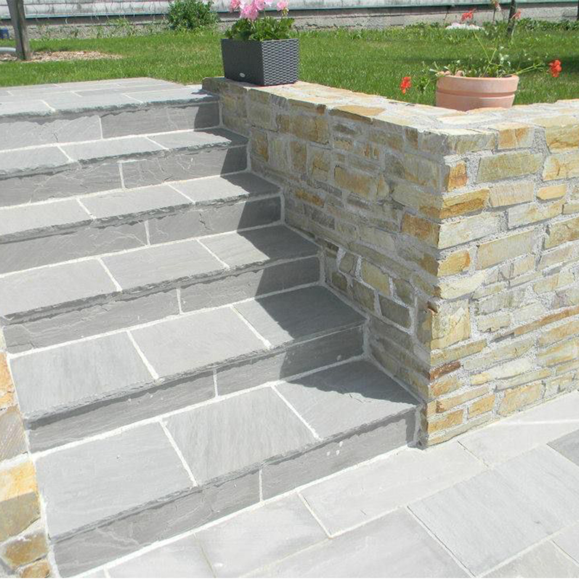 Terrassenplatten Sandstein India Grau