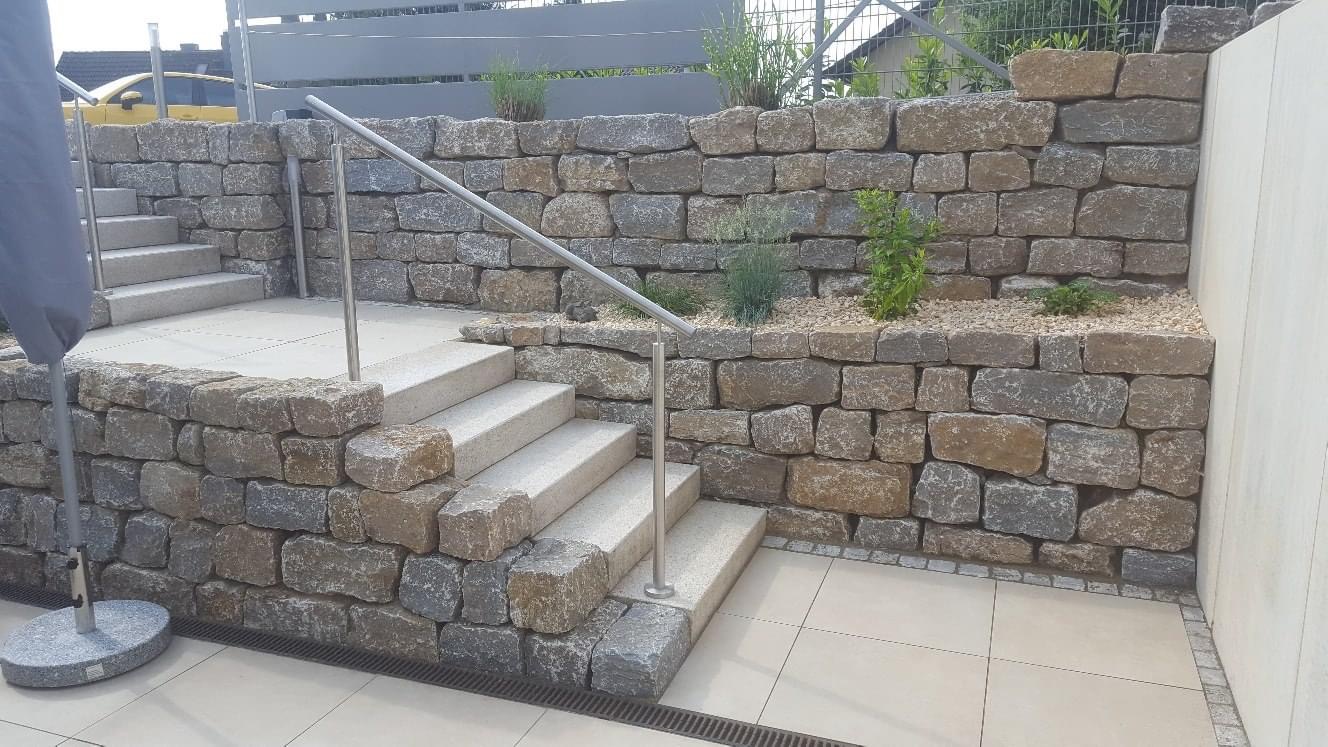 Trockenmauersteine gespalten Muschelkalk