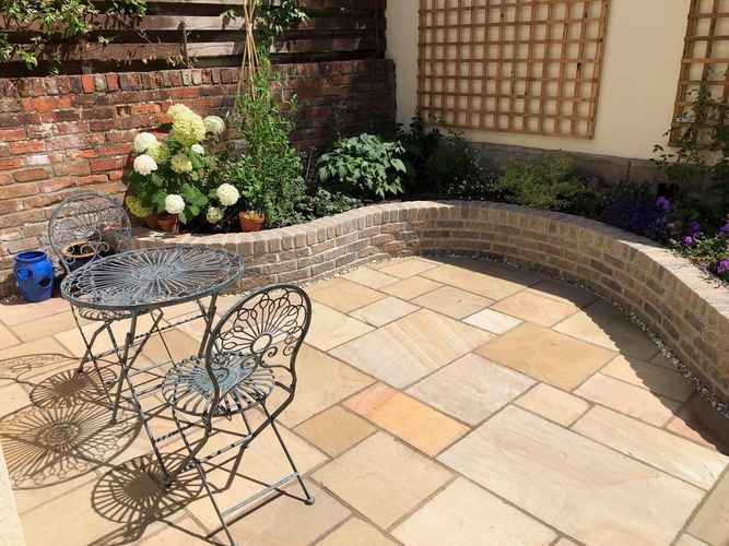 Natursteinplatten Terrasse