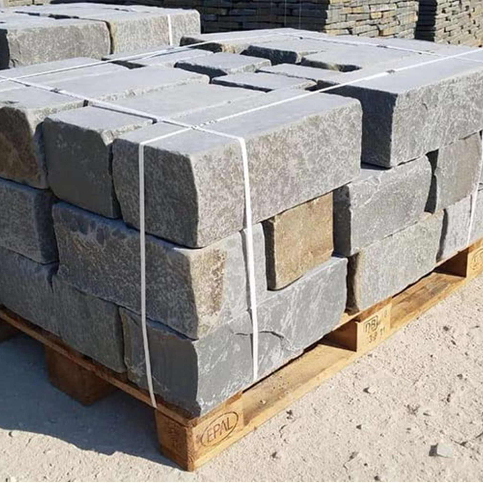 Mauersteine Grau ”Antik”