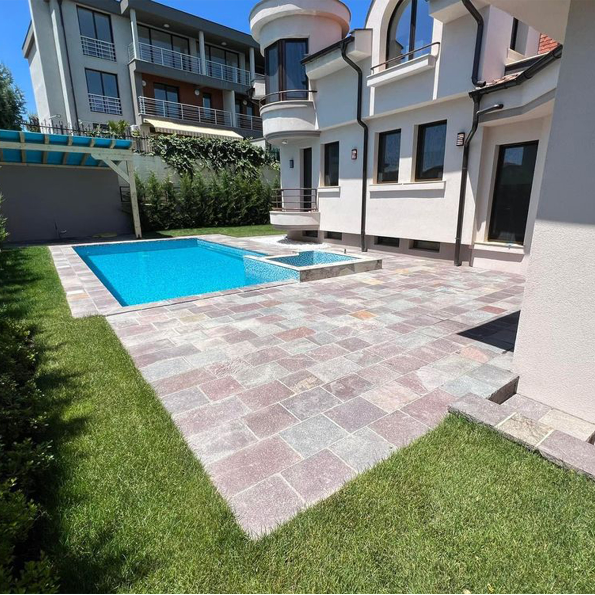 Terrassenplatten Porphyr Grau Violett